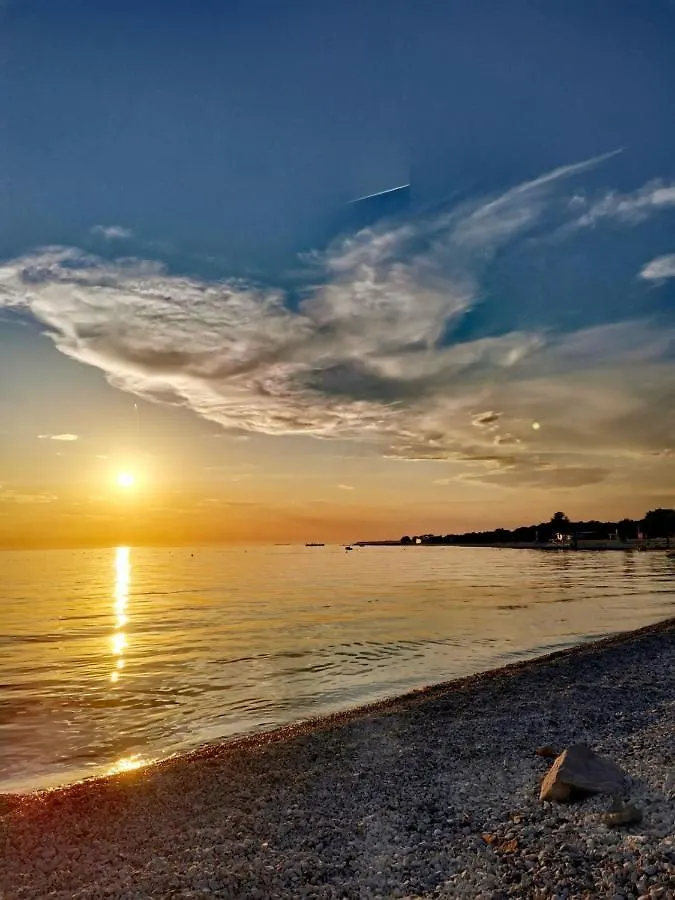 Apartment Andreas - Amphitheater With Free Parking- Pula