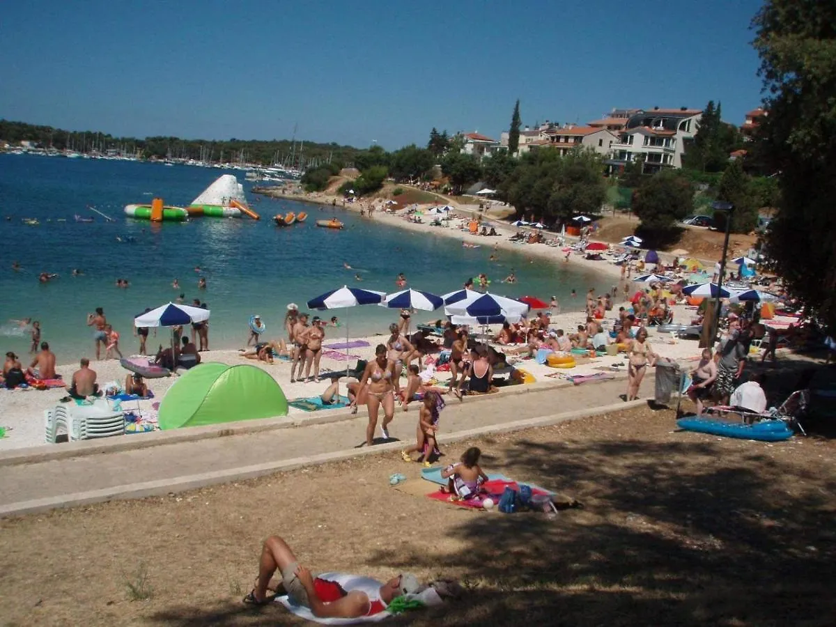Apartment Andreas - Amphitheater With Free Parking- Pula Croatia