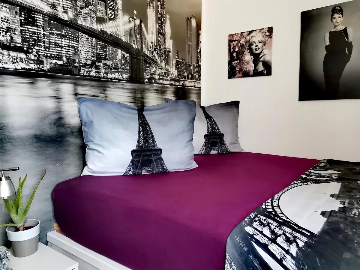 Apartment Andreas - Amphitheater With Free Parking- Pula 0*,  Chorvatsko